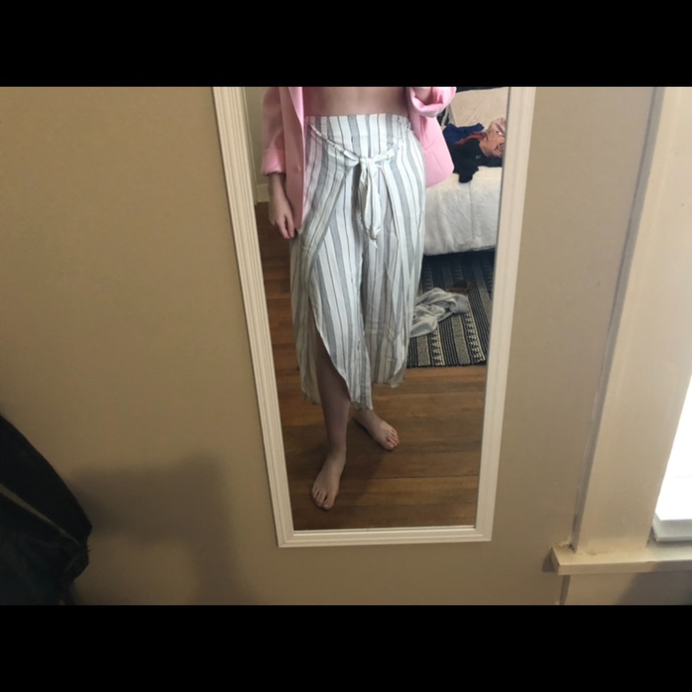NWT Striped flow pants